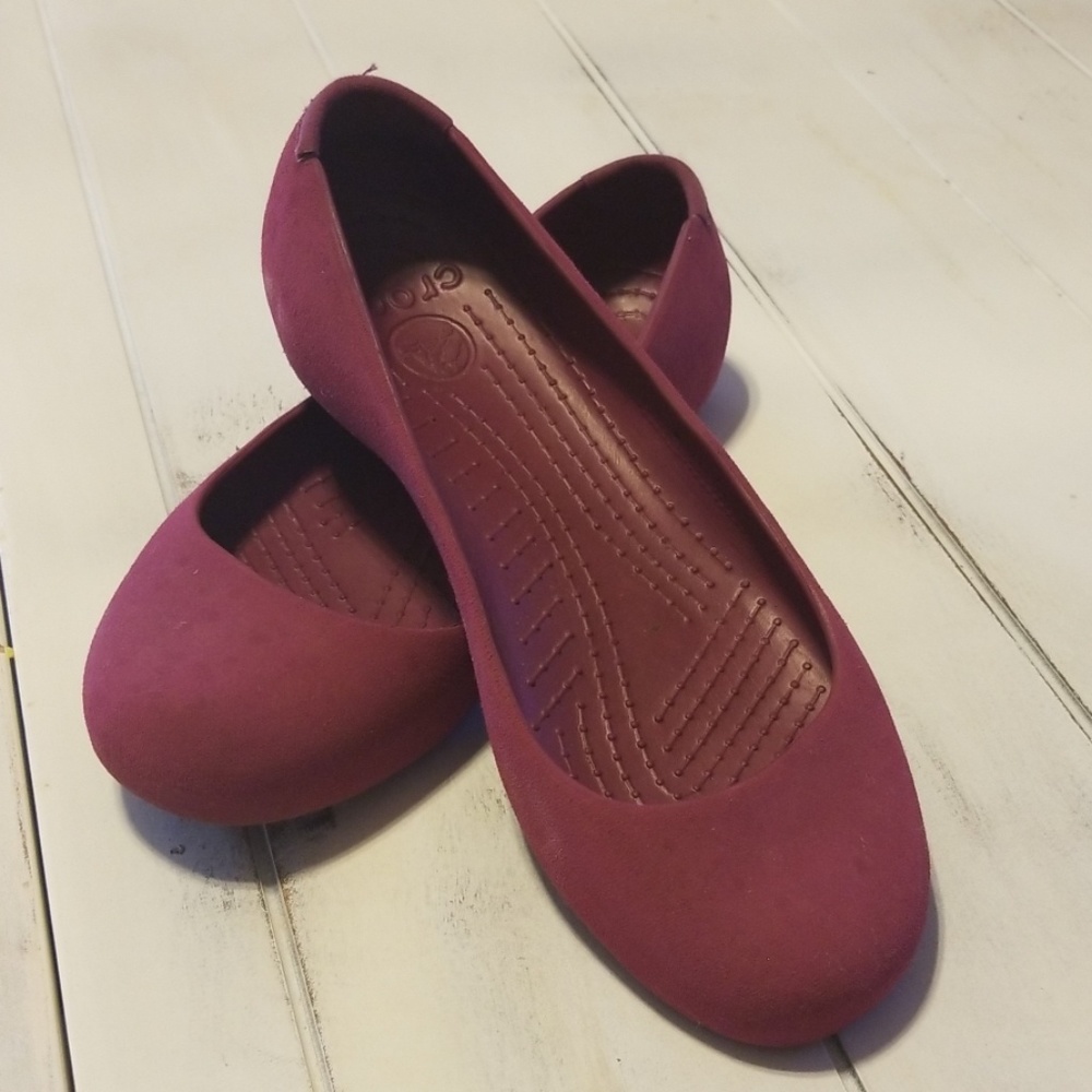 Crocks - flats - size 10